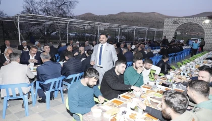 Mardin Yeşilli’de MHP’nin iftarına büyük ilgi